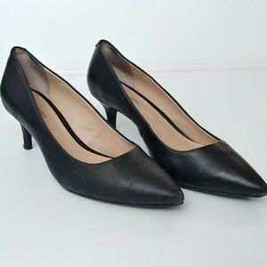 Gianni Binni Low Heel Classic Black Pumps